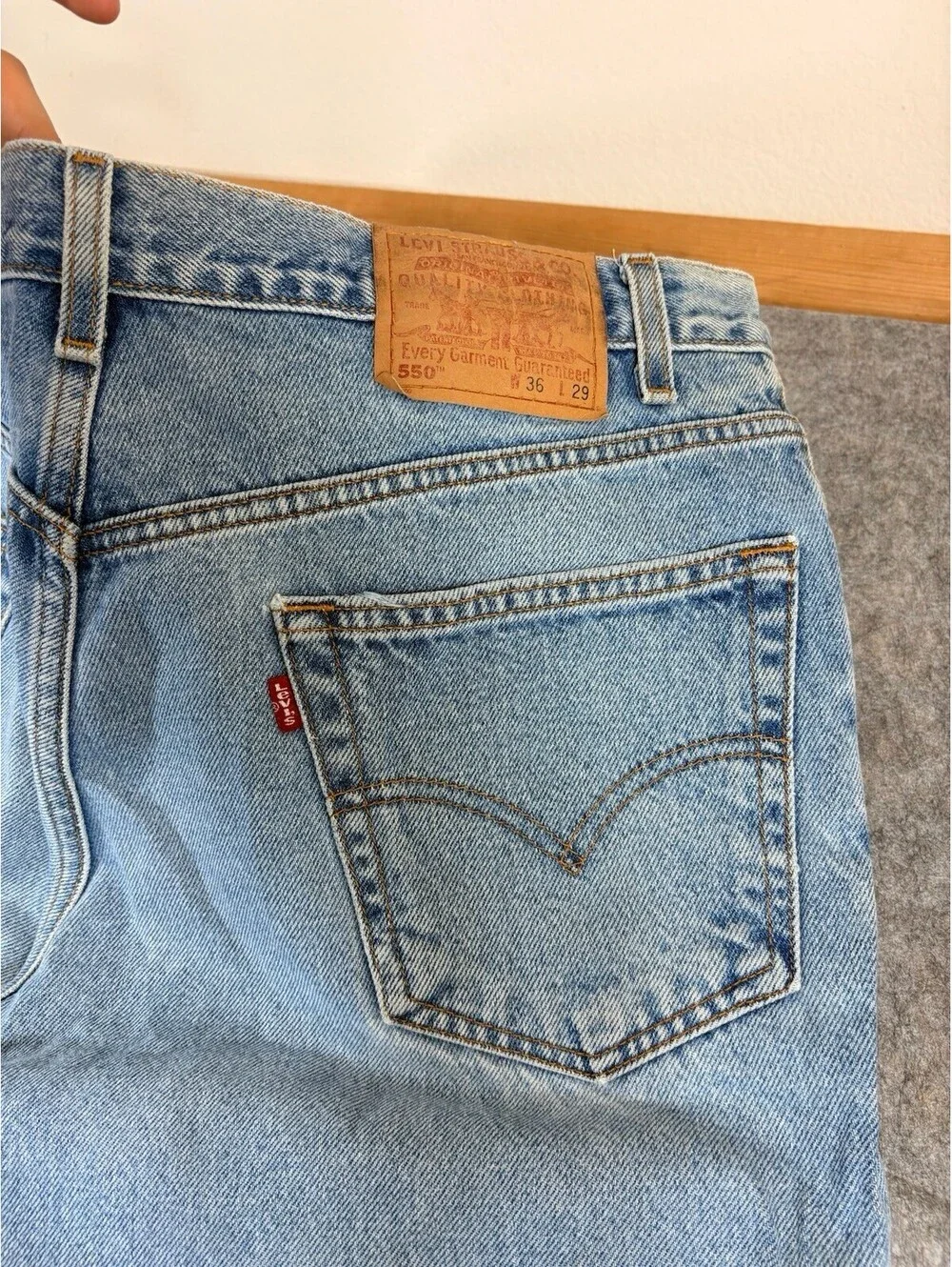 Vintage Levi’s 550 Zip Fly Jeans 34x29 Made in USA Light Wash Straight Leg Denim